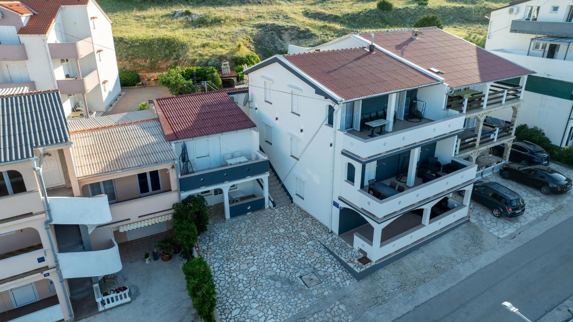 Apartments Tanja & Josipa Đảo Pag Ngoại thất bức ảnh