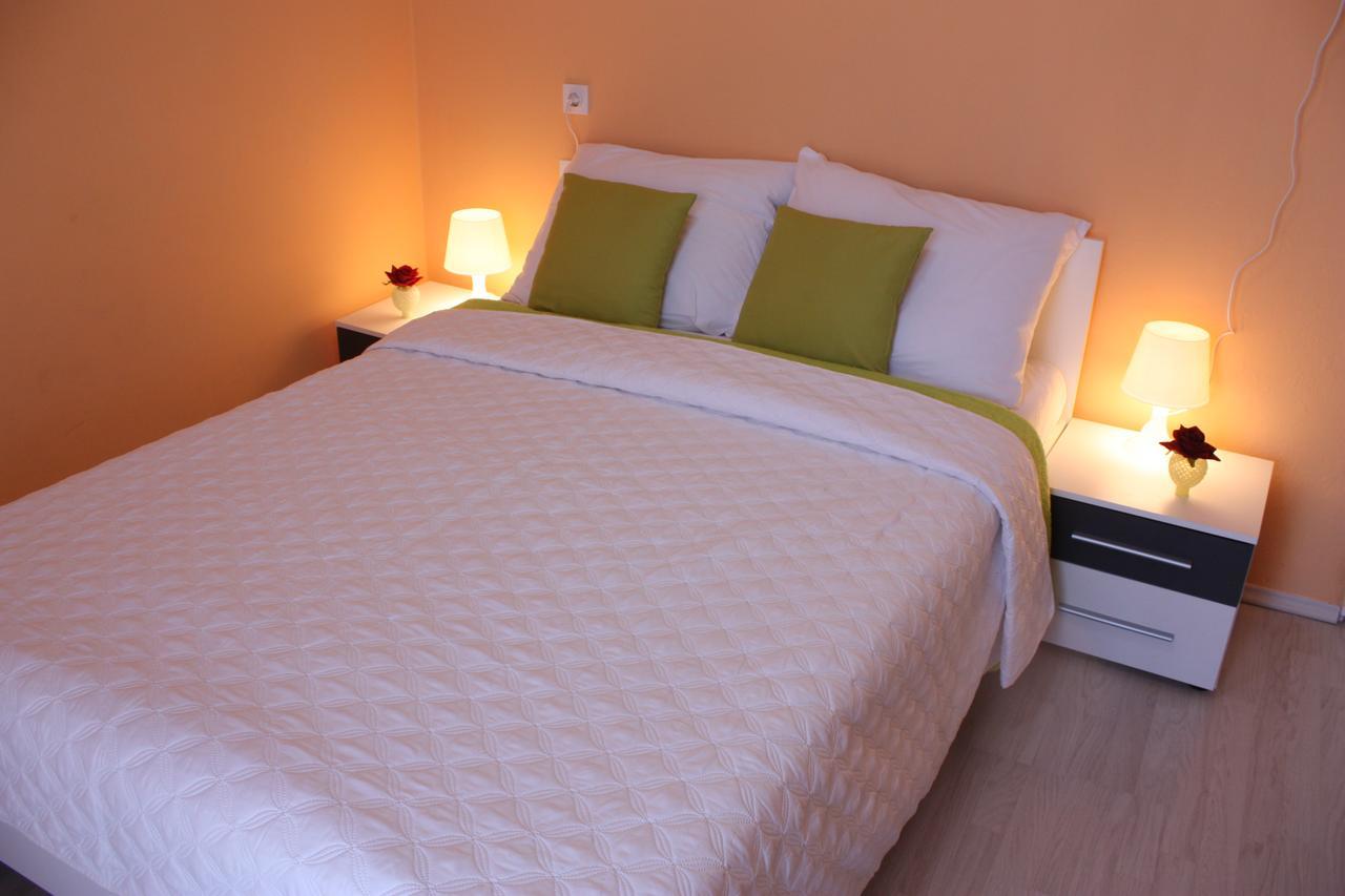 Apartments Tanja & Josipa Đảo Pag Ngoại thất bức ảnh