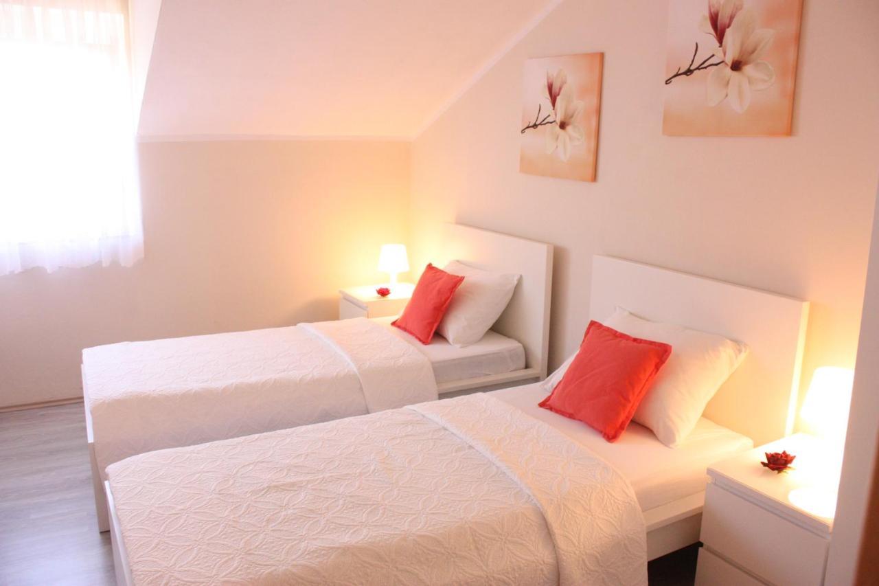 Apartments Tanja & Josipa Đảo Pag Ngoại thất bức ảnh
