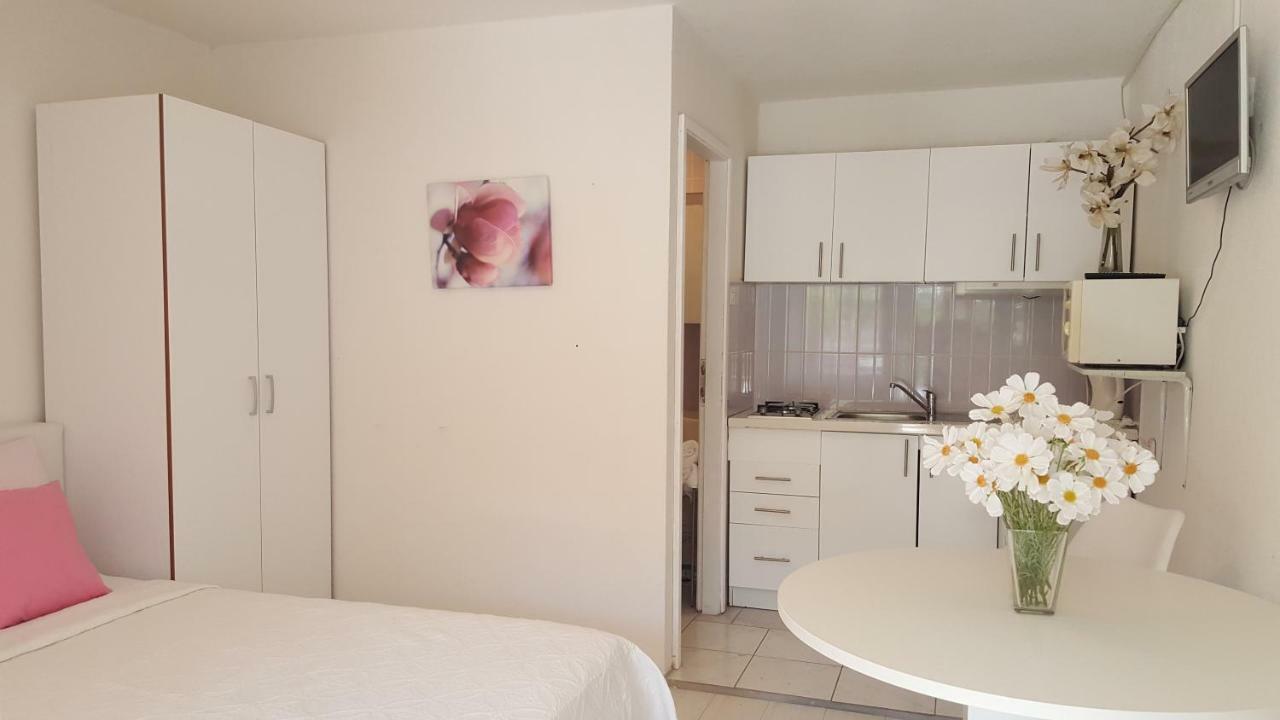 Apartments Tanja & Josipa Đảo Pag Ngoại thất bức ảnh